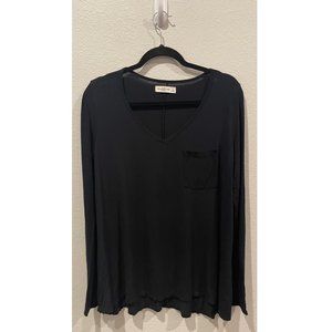 ABERCROMBIE AND FITCH Black V-Neck Long Sleeve Top